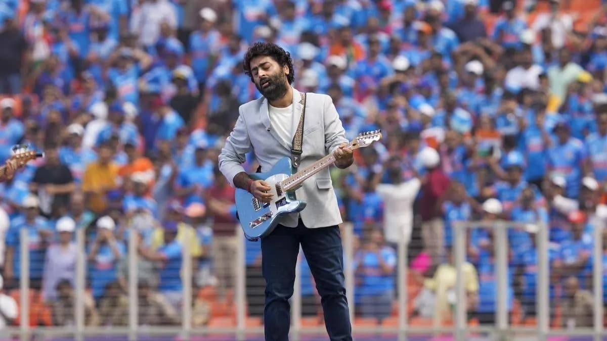 Arijit Singh Says ‘I Am Calling It Off’, Sparks Retirement Buzz in Music Industry” 